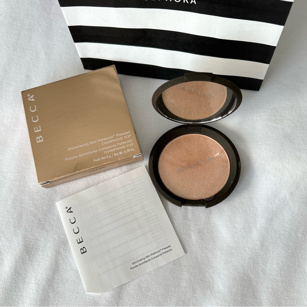 BECCA Shimmering Skin Perfector™ Pressed Highlighter